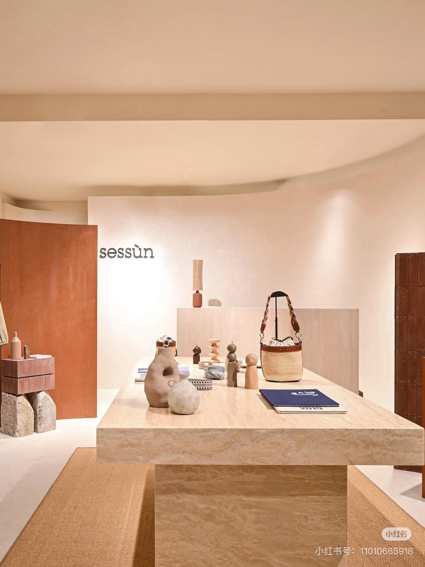 Global Contemporary Luxury Women’s Wear Brand Comeback to China Market